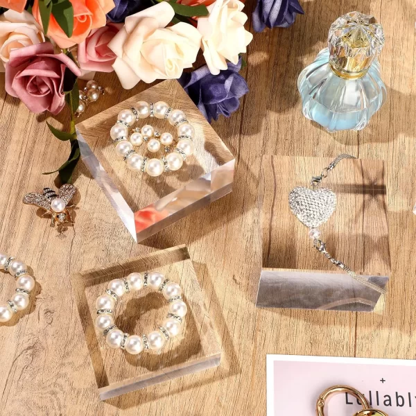 Plexiglass Jewelry Display Cube